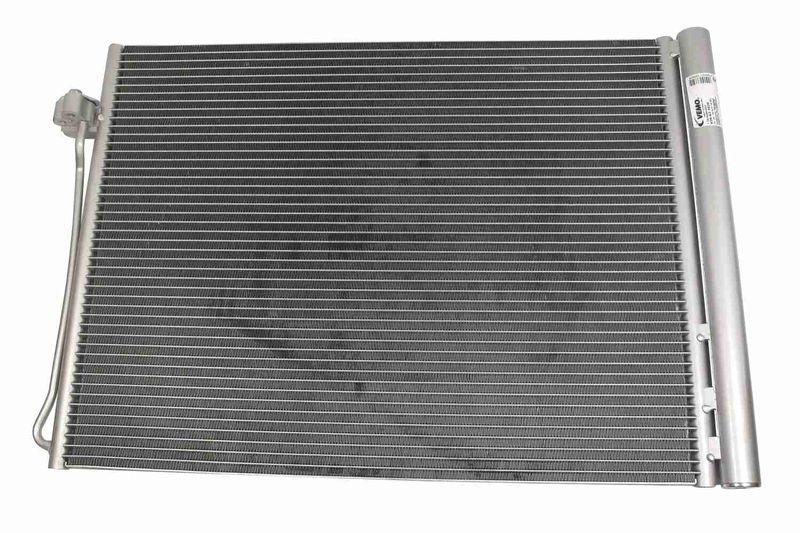 64509239992VM V20-62-1020 Condensor, airconditioning