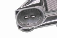 11428585625VM1 11428585625 11 42 8 585 625 8585625 V20-60-0047 BMW F30 -  Oliekoeler, motorolie